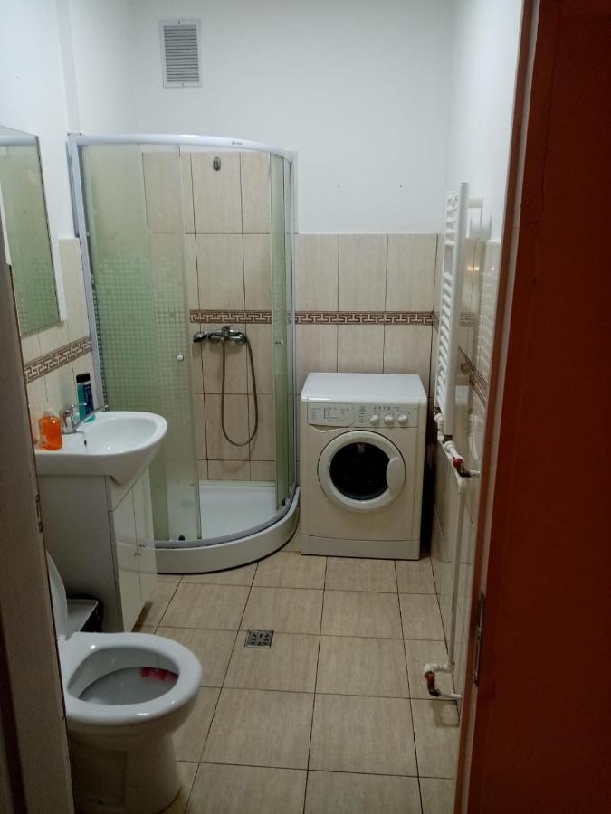 בוקרשט Luxus Apartaments Europe In Piata Universitate מראה חיצוני תמונה